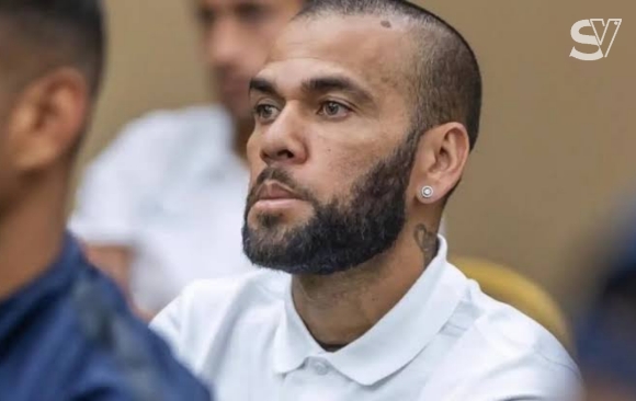 Report: Dani Alves has paid £860,000 in bail to be released from prison Report: Dani Alves has paid £860,000 in bail to be released from prison