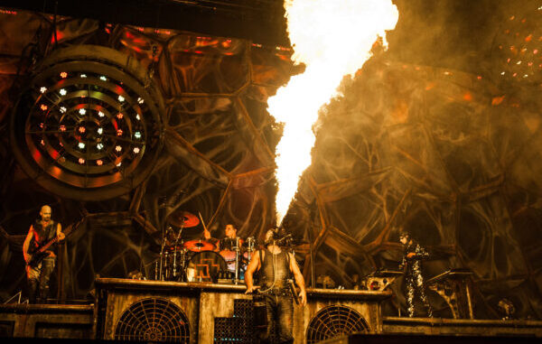 dreamstime_l_33638288-600x399